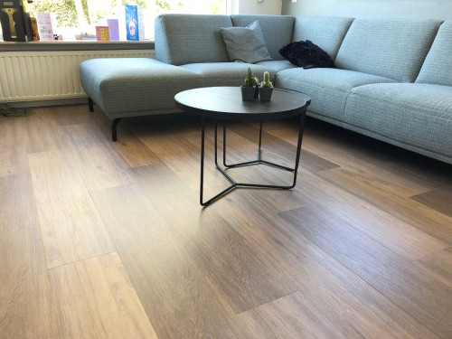 Pros and Cons of Vinyl Flooring